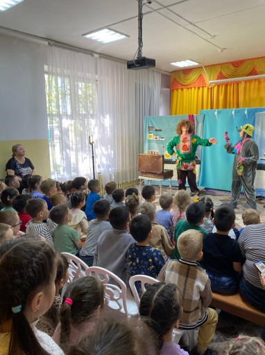 Театр "Кузькина наука" Театр "Кузькина наука".